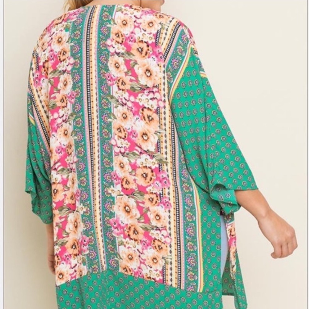 Umgee‎ Floral Paisley Kimono Cardigan Womens 1XL Green Pink Boho Festival Gypsy - Picture 2 of 10